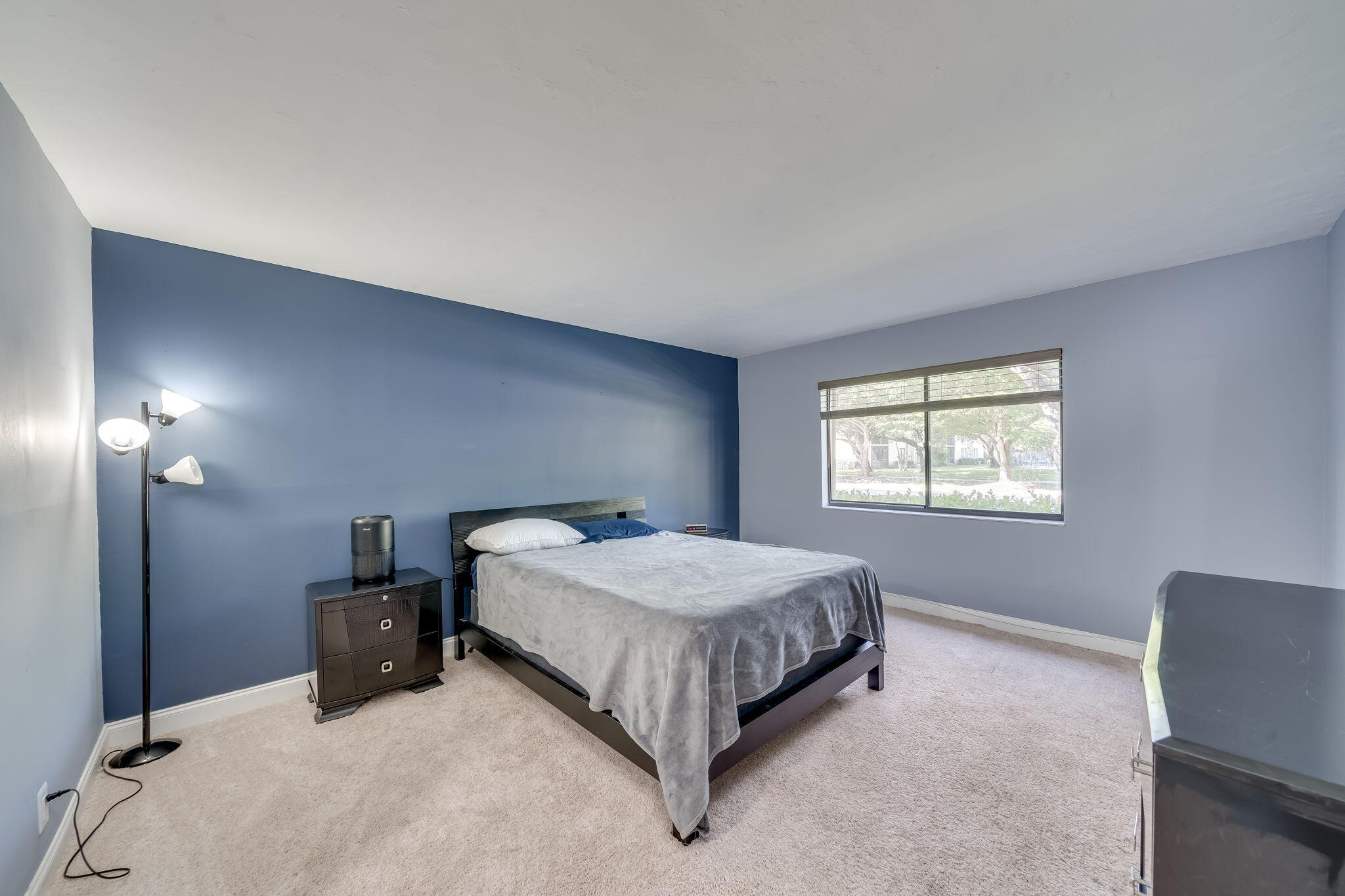 310 Lakeview Drive Unit: 102