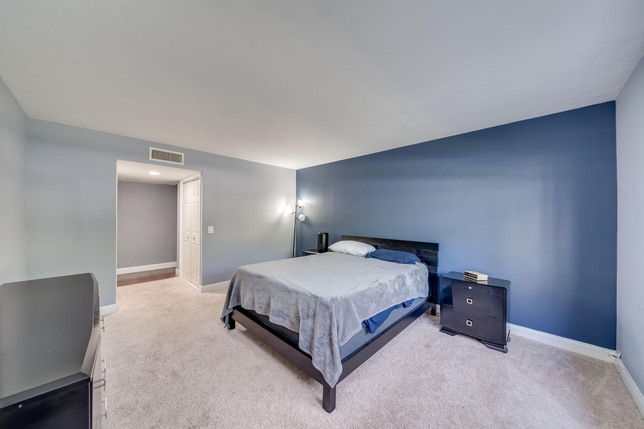 310 Lakeview Drive Unit: 102