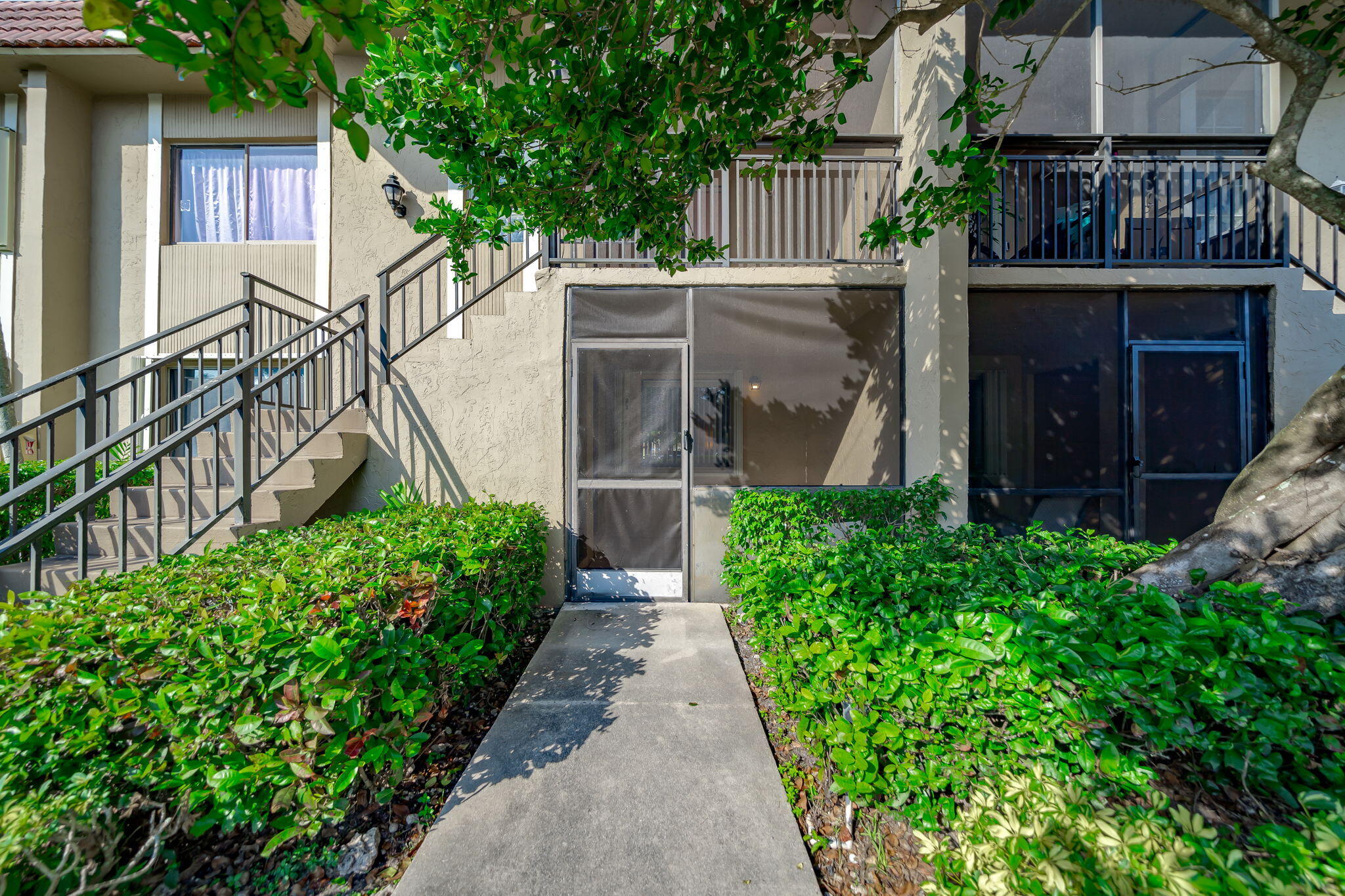 310 Lakeview Drive Unit: 102