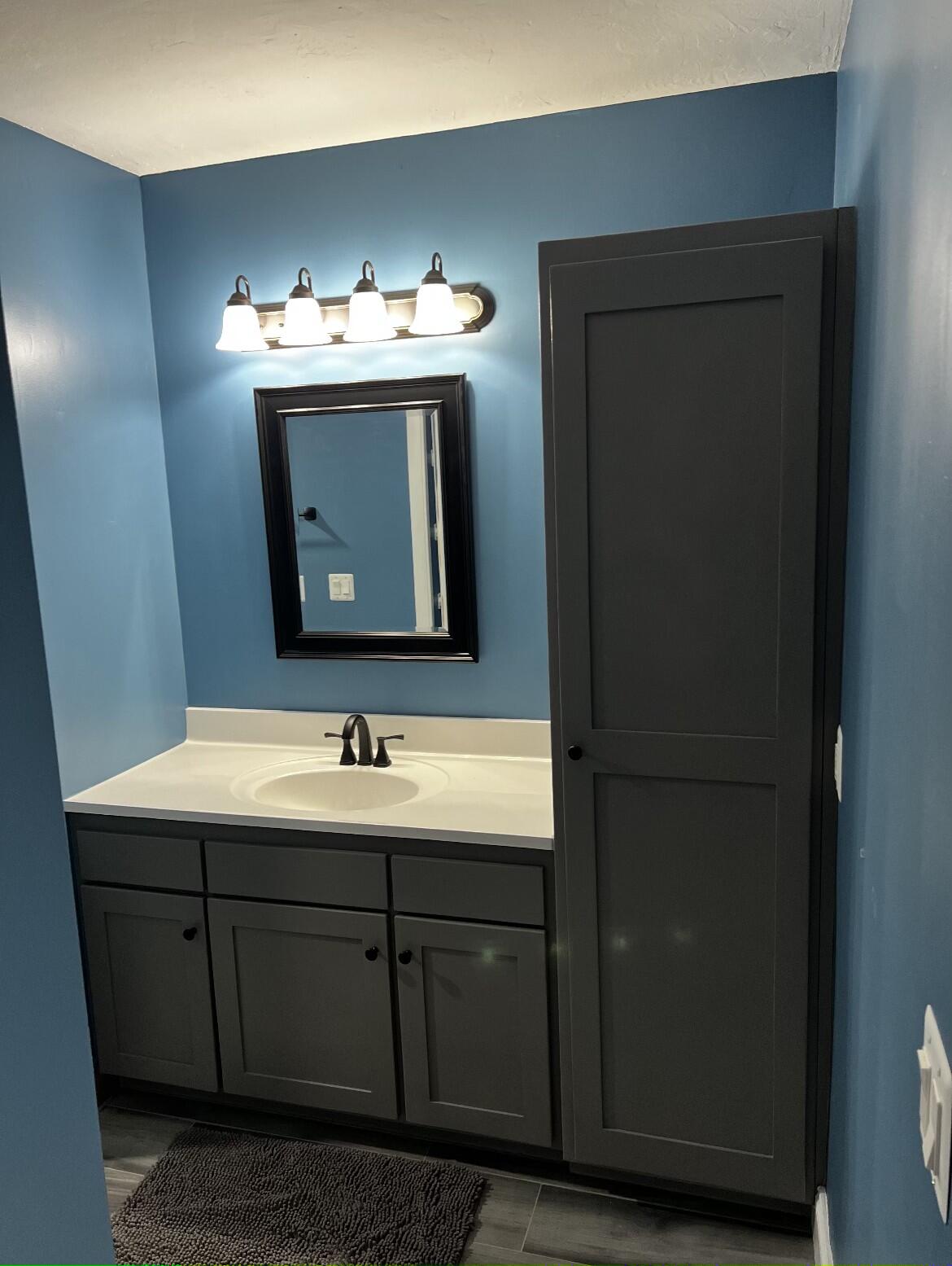 310 Lakeview Drive Unit: 102