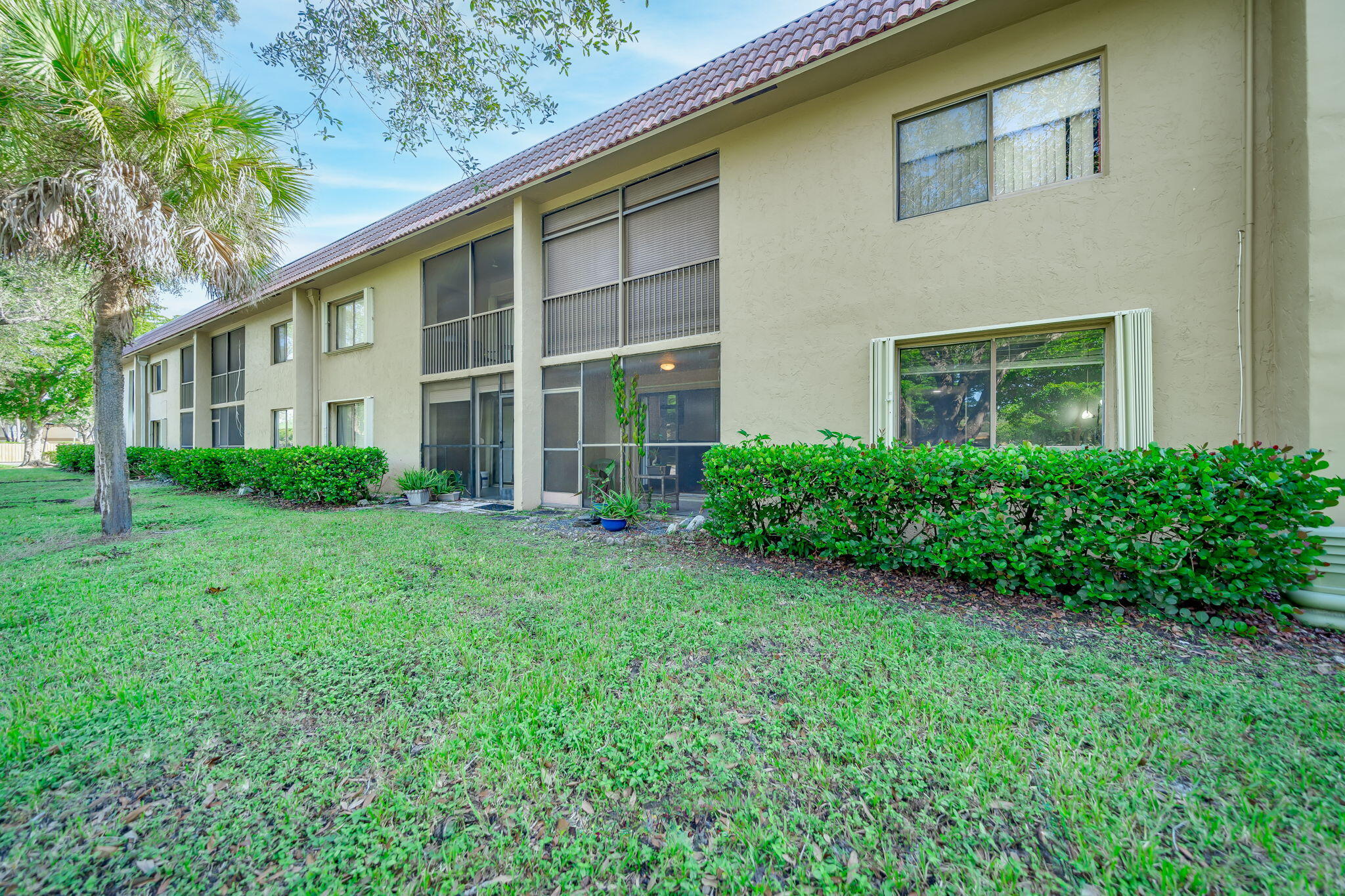 310 Lakeview Drive Unit: 102