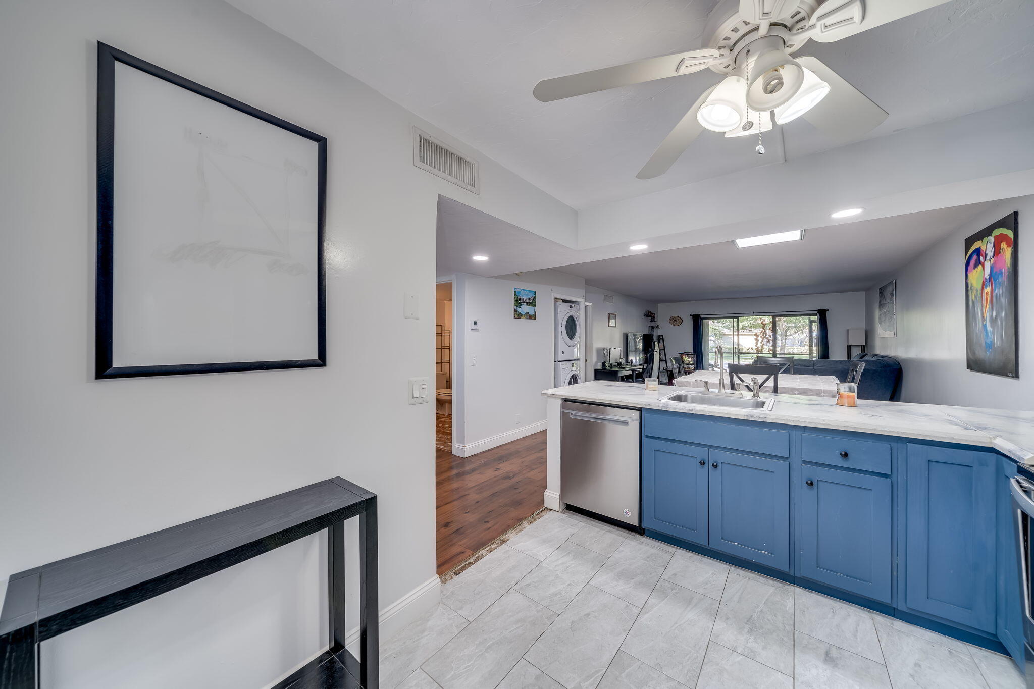 310 Lakeview Drive Unit: 102