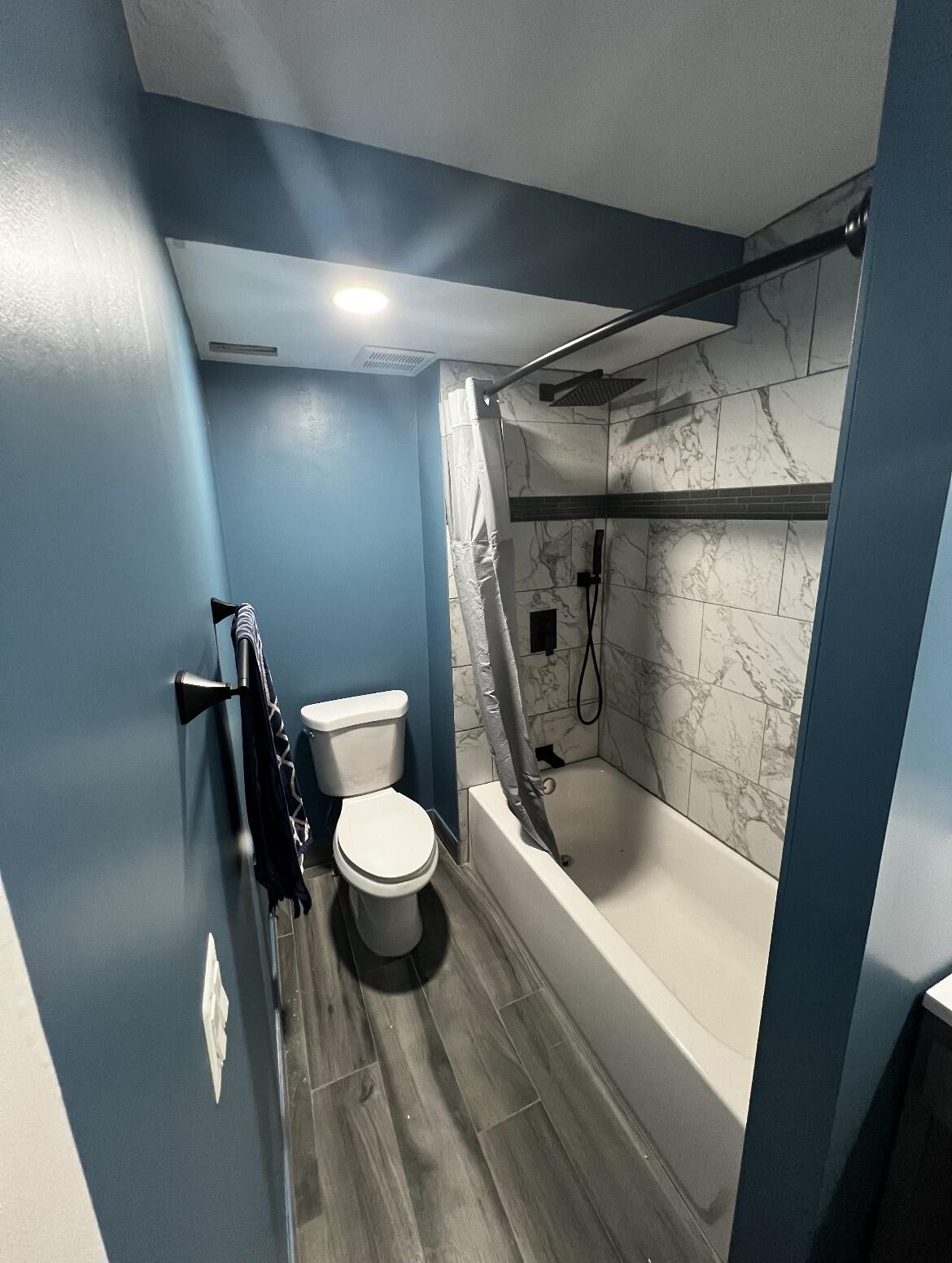 310 Lakeview Drive Unit: 102