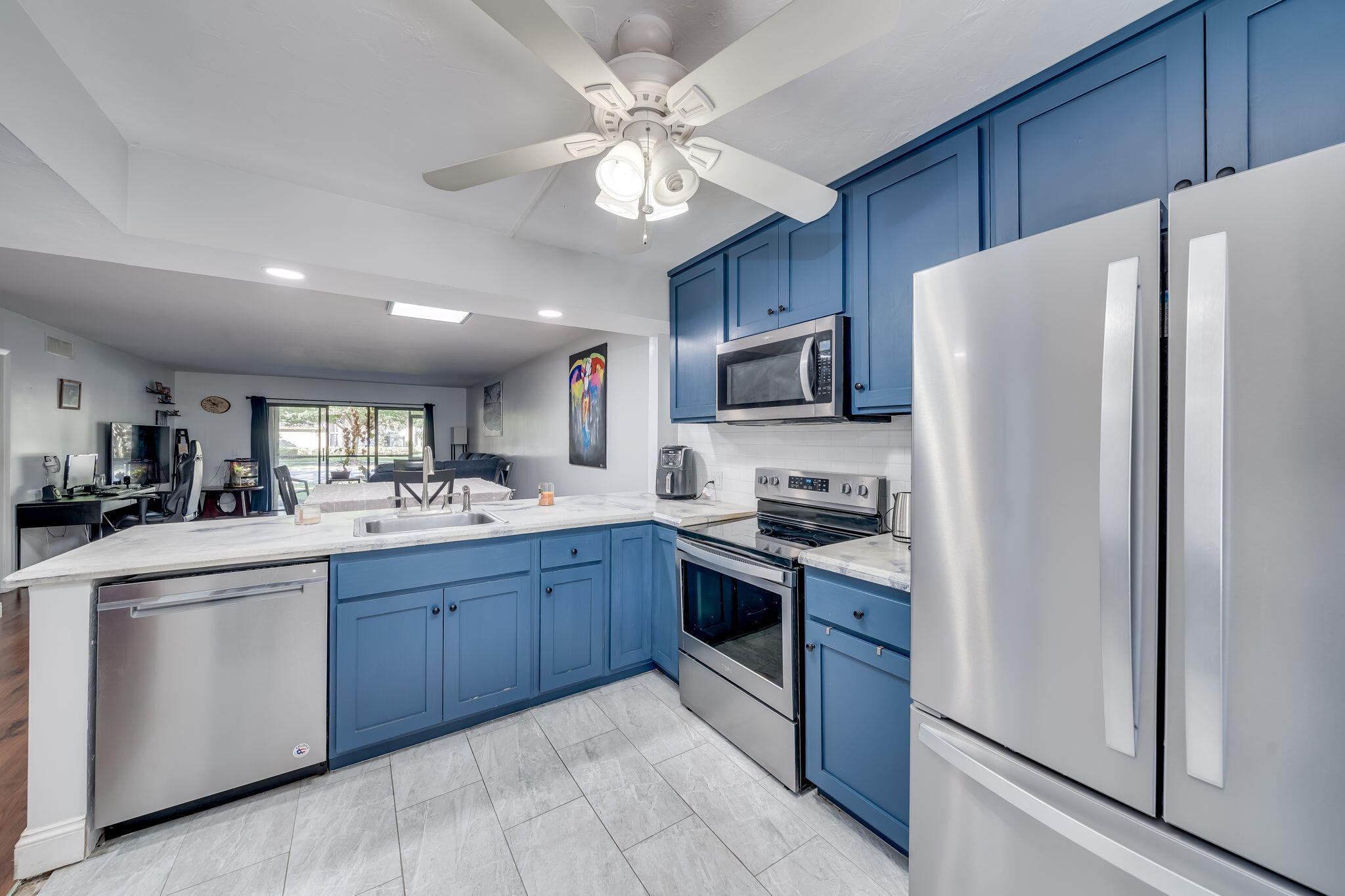 310 Lakeview Drive Unit: 102