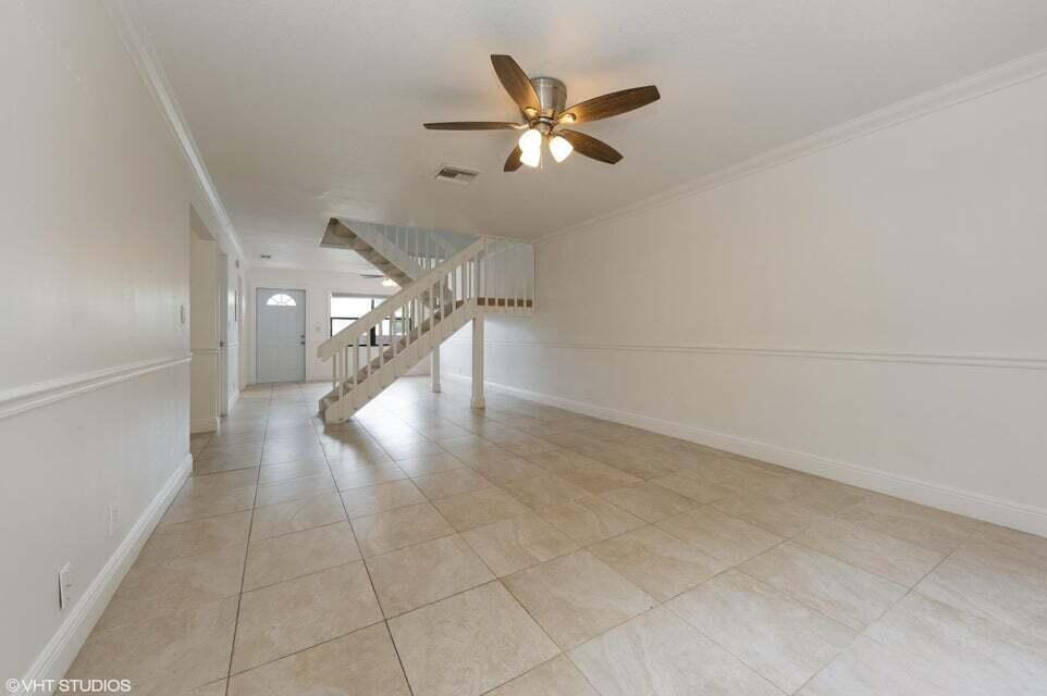 16421 Strawberry Way Unit: 16421
