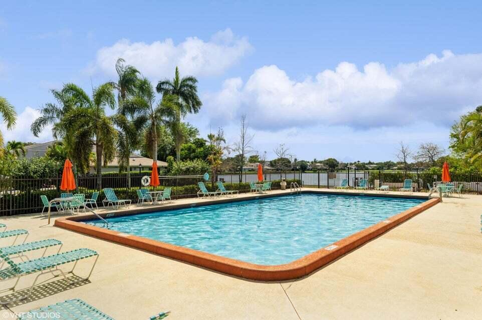 16421 Strawberry Way Unit: 16421