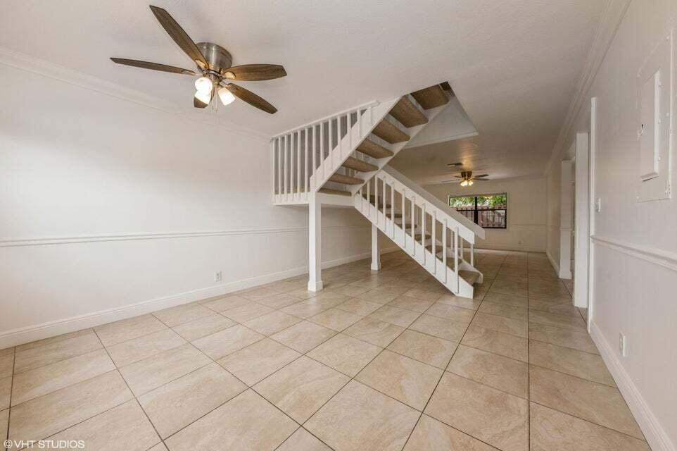 16421 Strawberry Way Unit: 16421