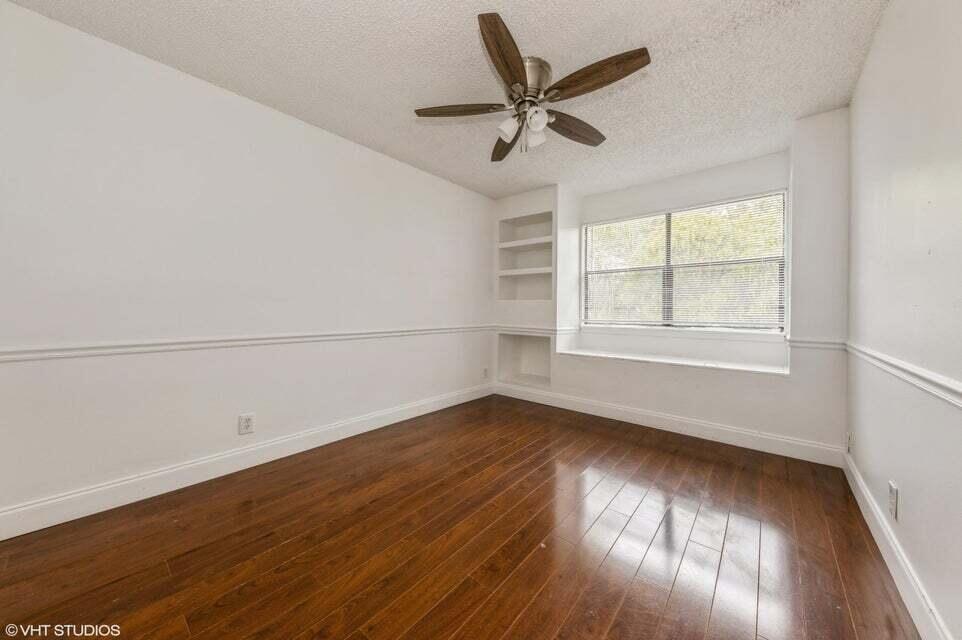 16421 Strawberry Way Unit: 16421