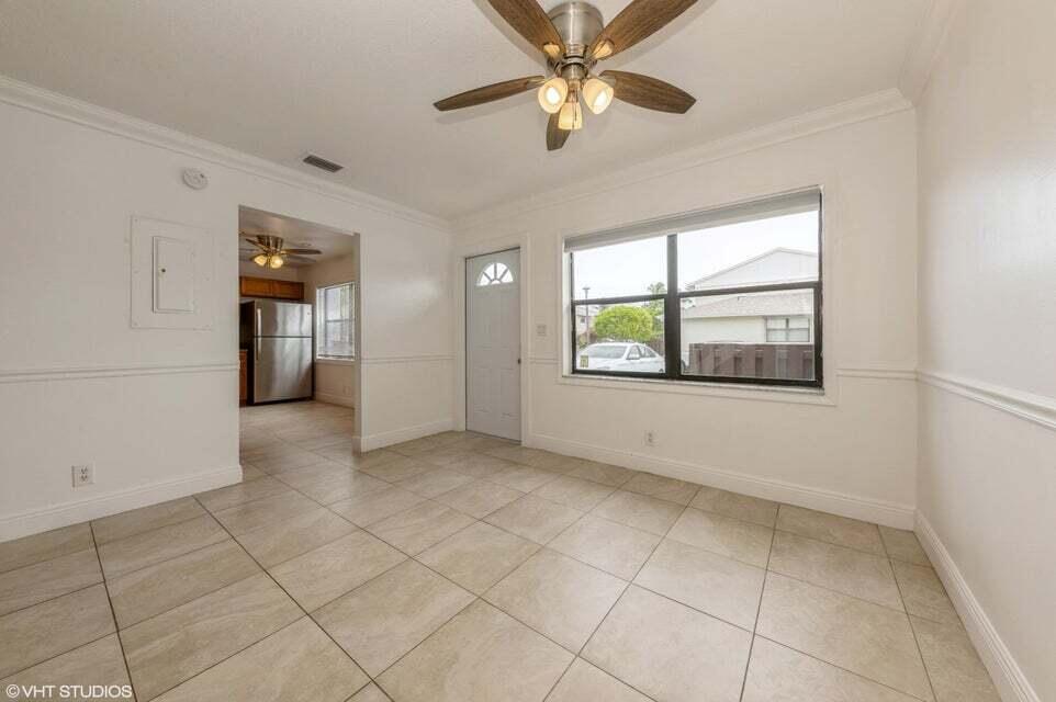 16421 Strawberry Way Unit: 16421