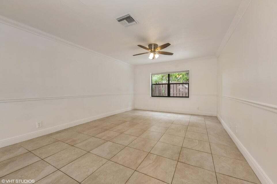 16421 Strawberry Way Unit: 16421