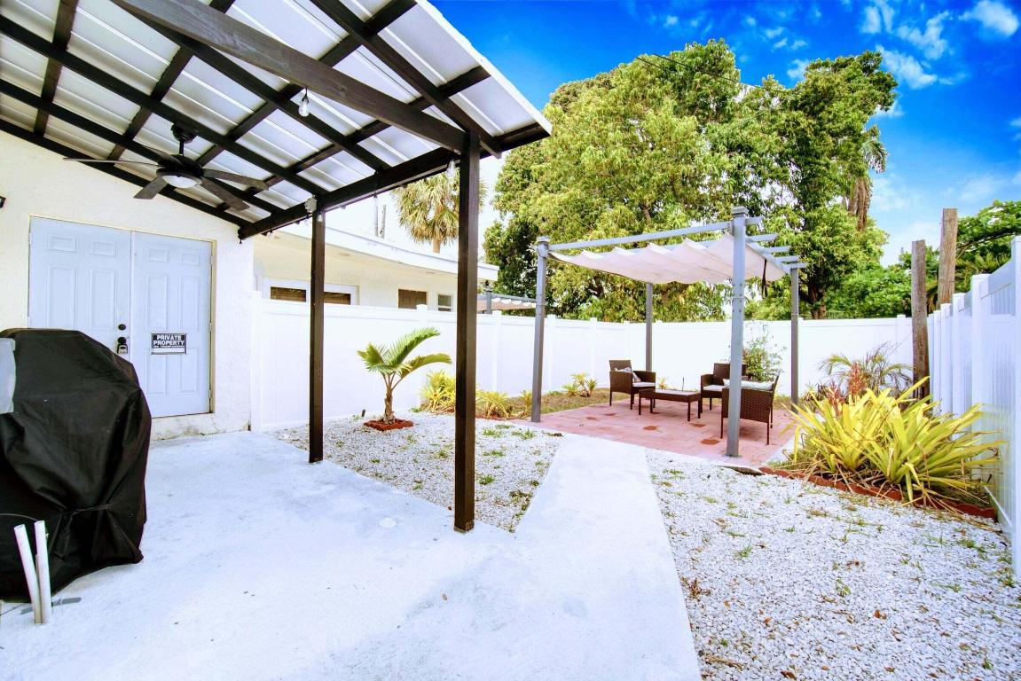 741 NW 17th Street Front, Fort Lauderdale Unit: Front