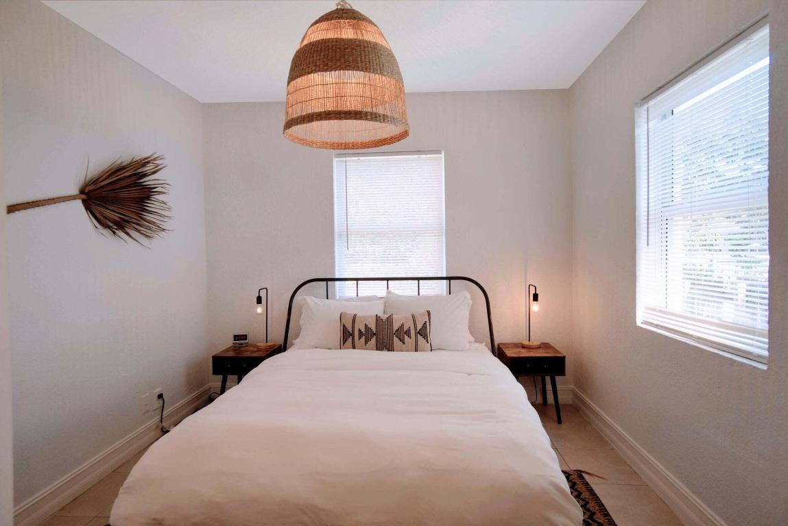 741 NW 17th Street Front, Fort Lauderdale Unit: Front