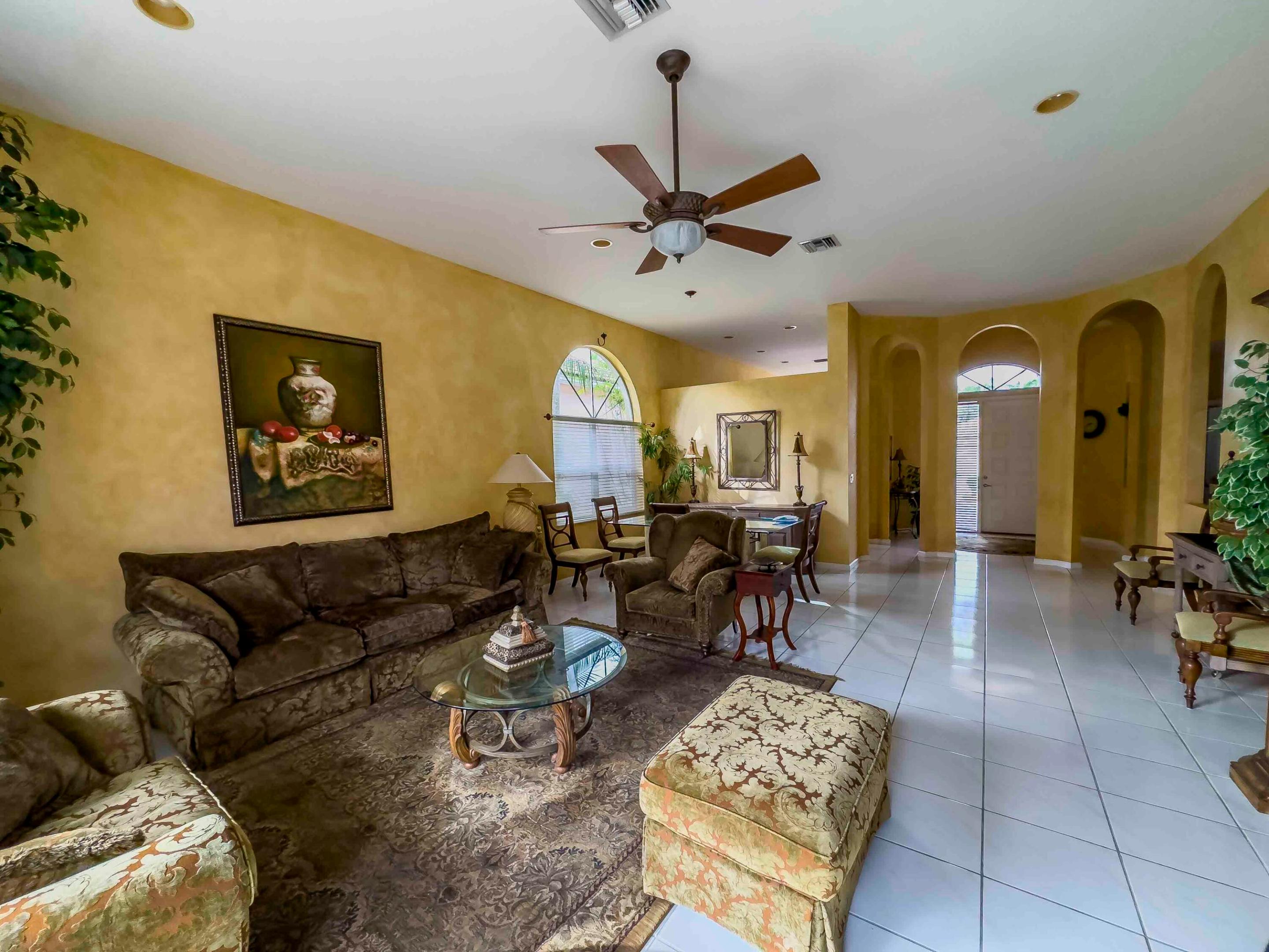5088 Ventura Drive