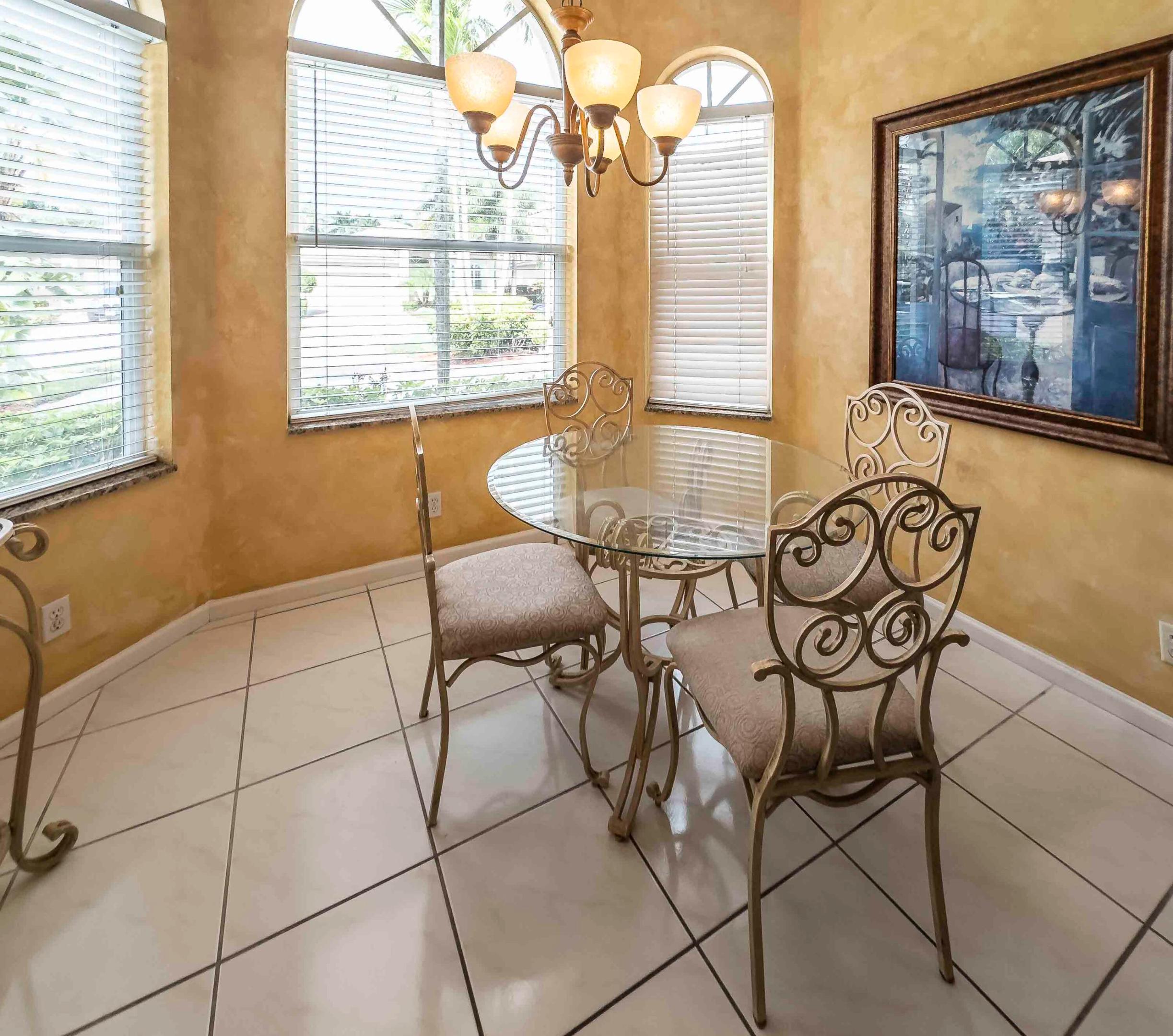 5088 Ventura Drive