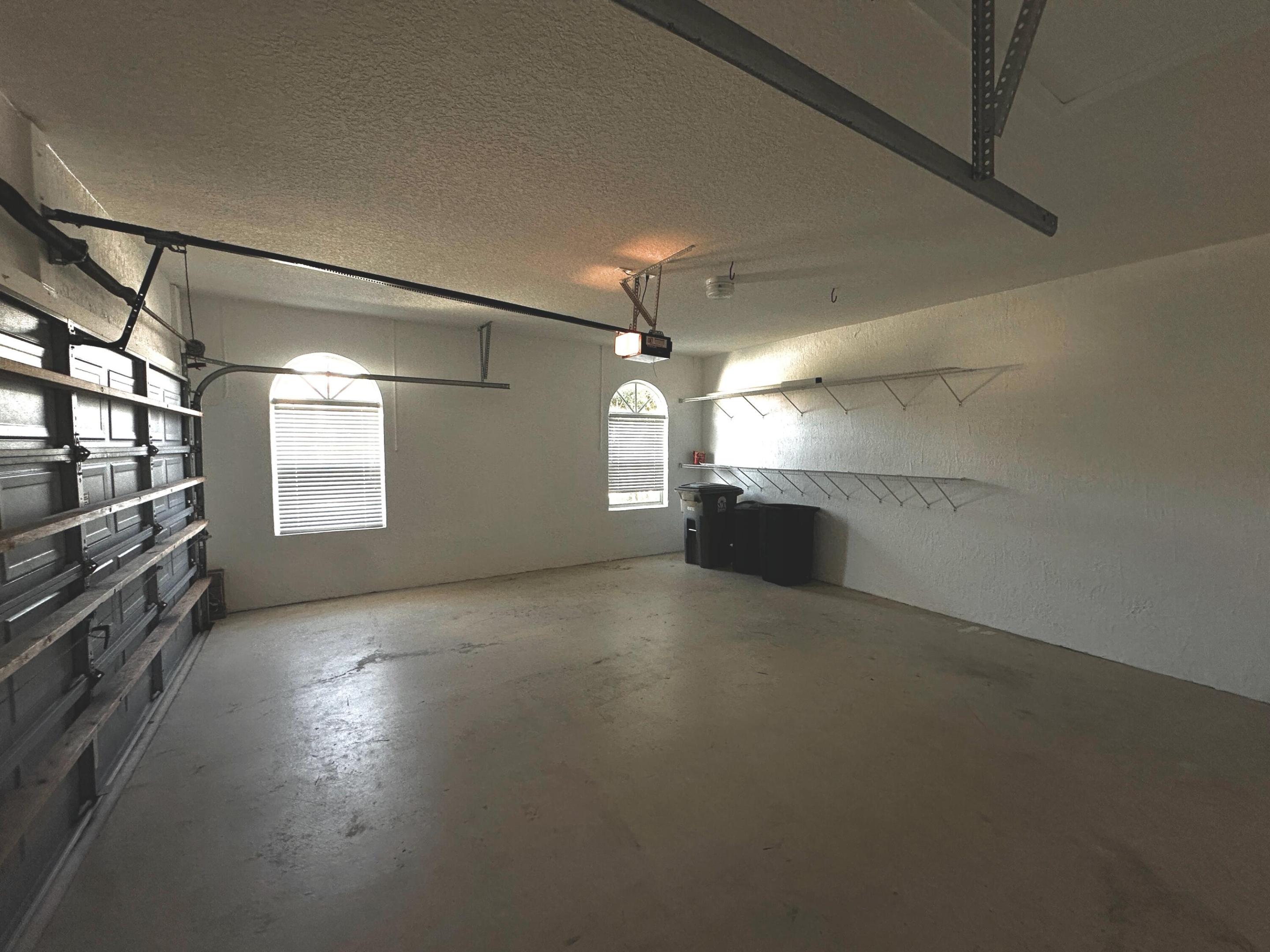 5088 Ventura Drive