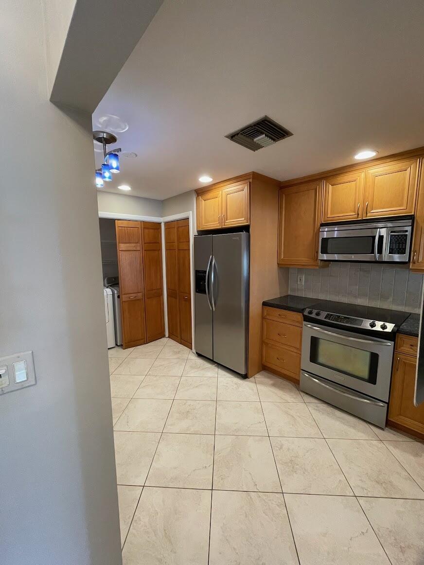 7508 Paz Boulevard Unit: 104