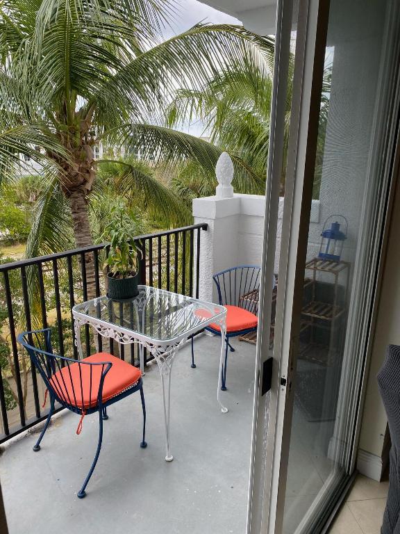 255 NE 3rd Avenue 405, Delray Beach Unit: 405