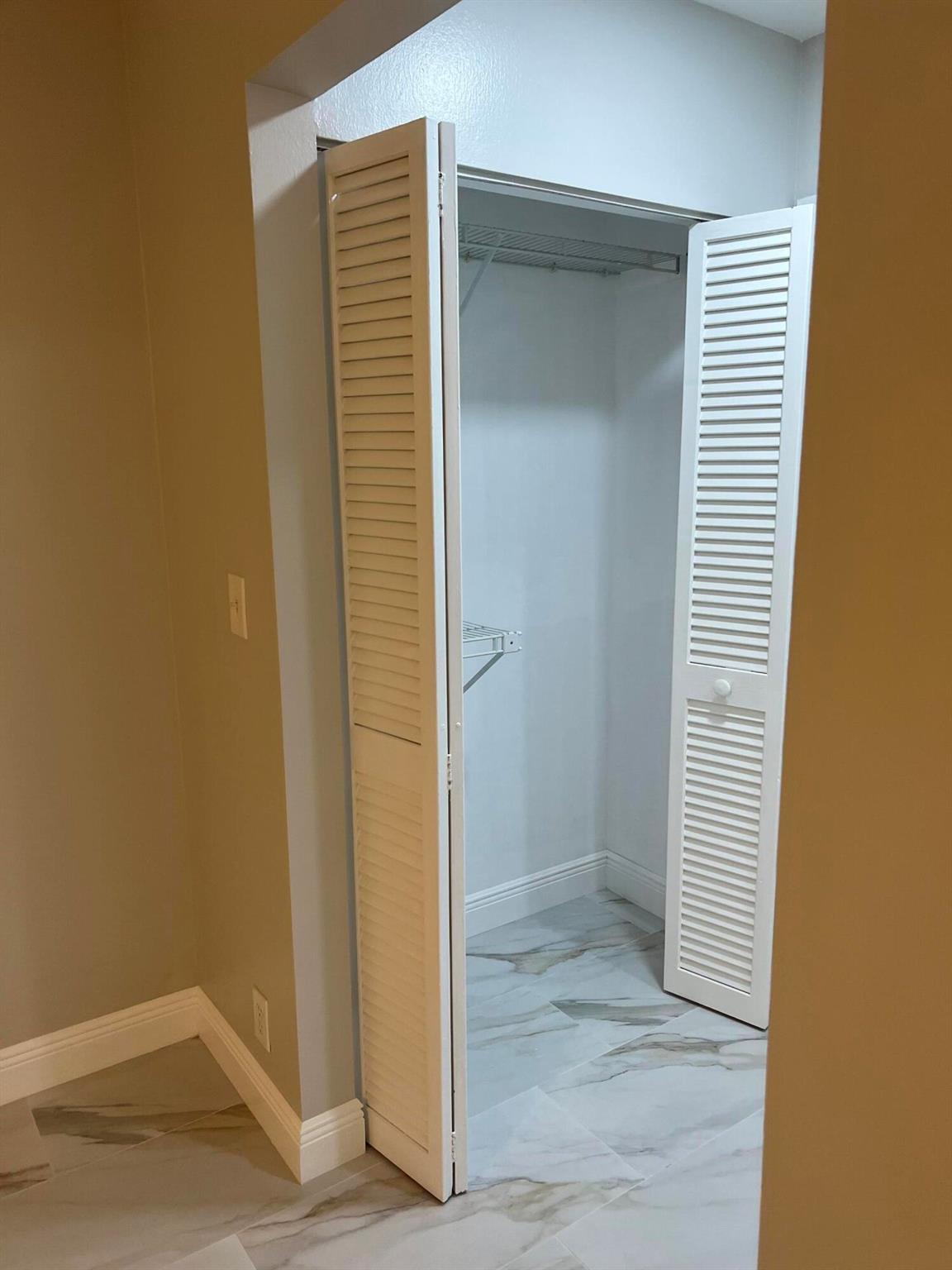 13323 Pineapple Palm Court Unit: B