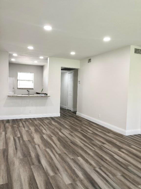 6736 Palmetto Circle S Unit: 203