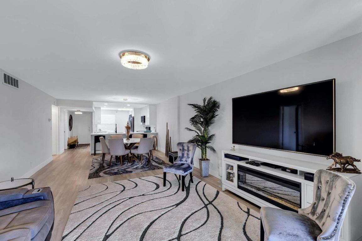 1627 Riverview Road Unit: 311