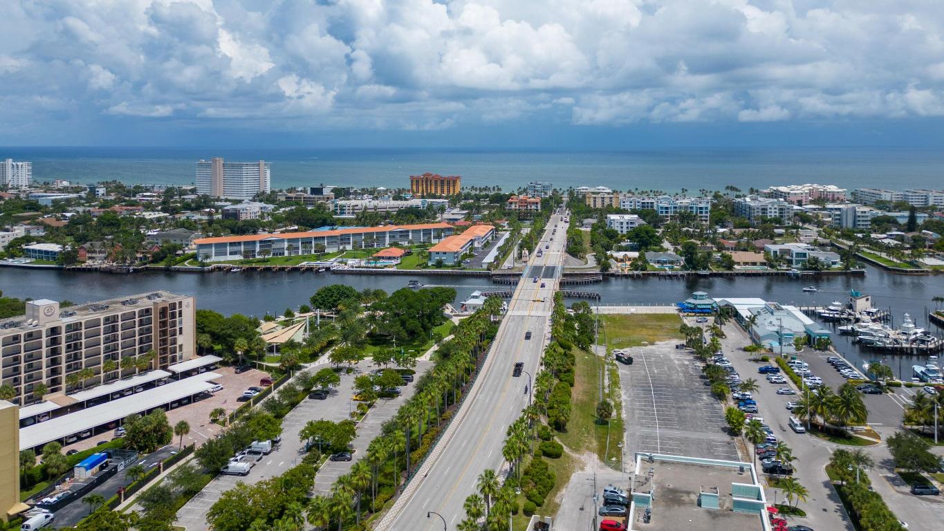 1627 Riverview Road Unit: 311