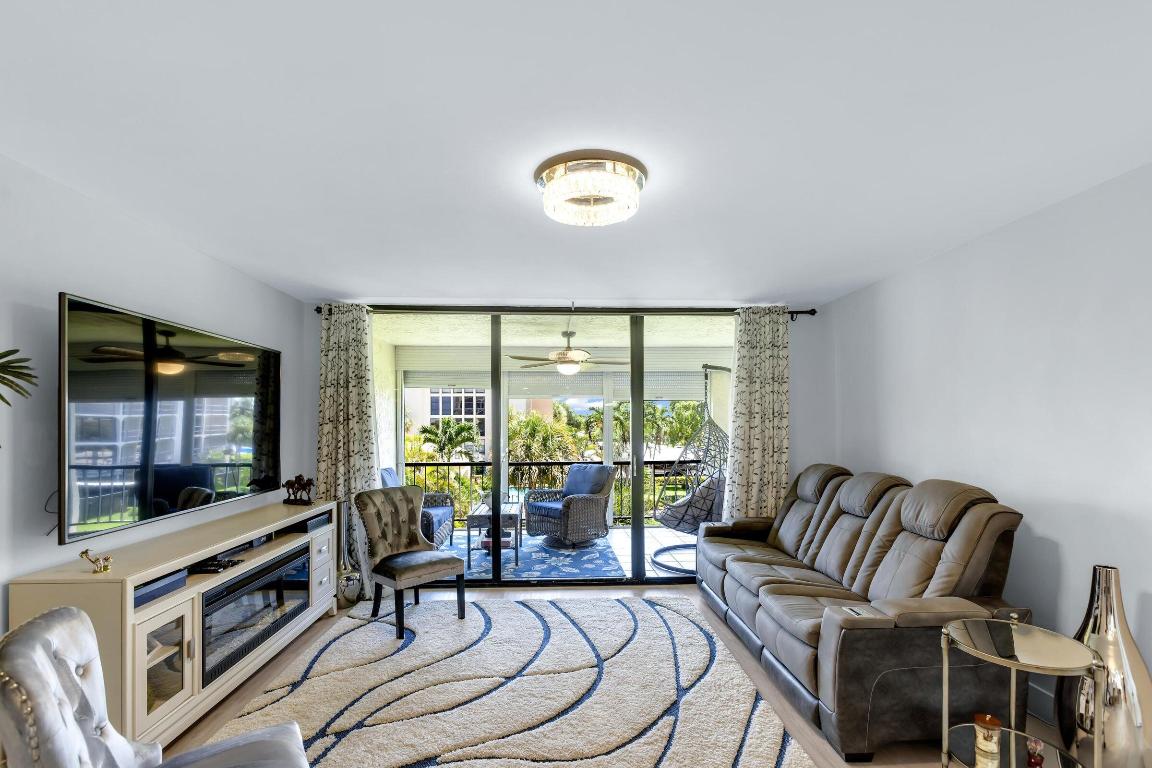 1627 Riverview Road Unit: 311