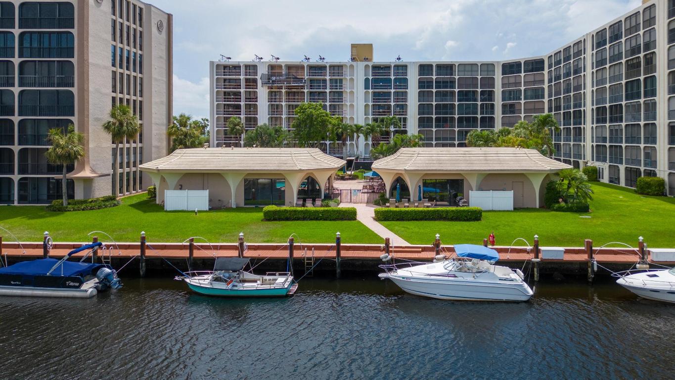 1627 Riverview Road Unit: 311