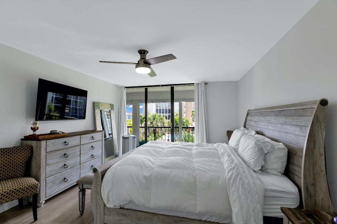 1627 Riverview Road Unit: 311