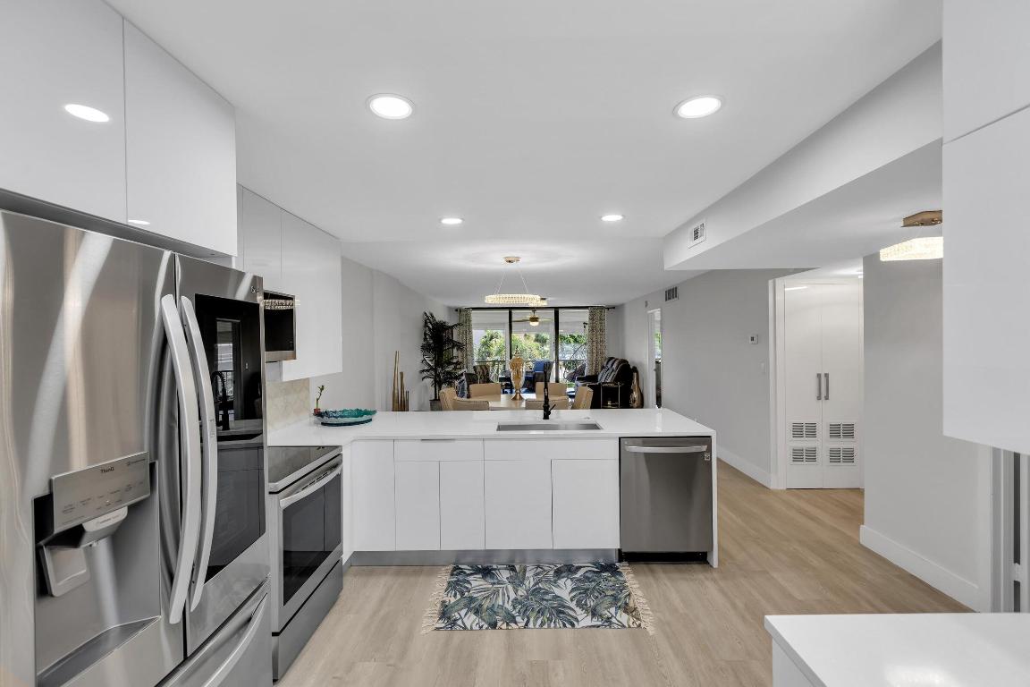 1627 Riverview Road Unit: 311