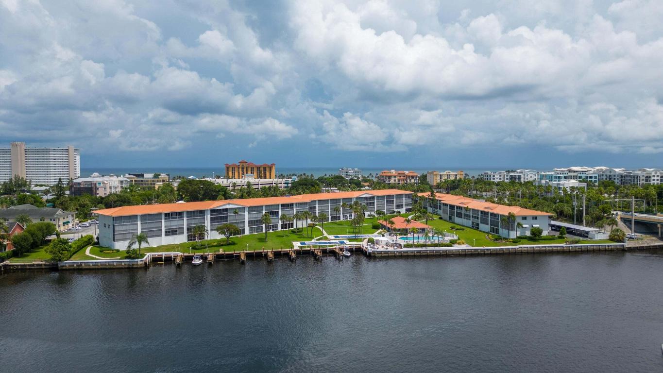 1627 Riverview Road Unit: 311