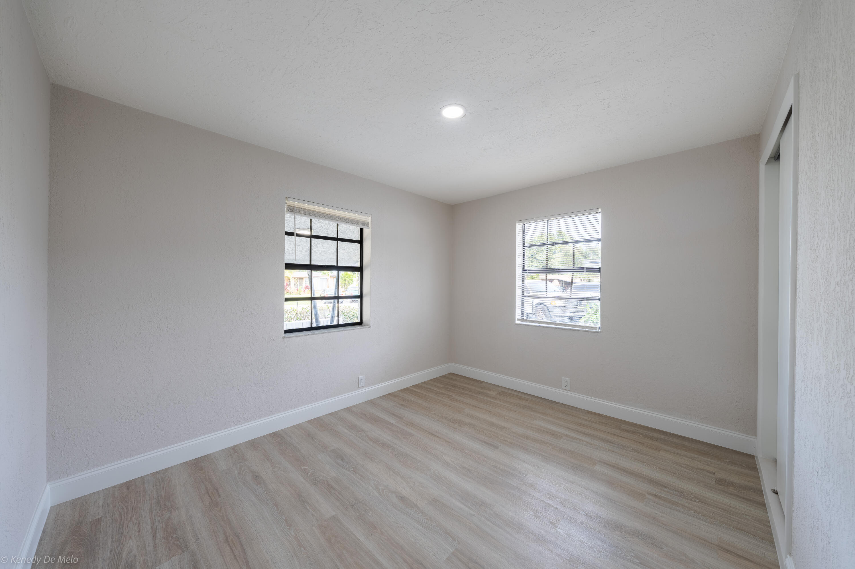 3490 NW 5th Place, Lauderhill