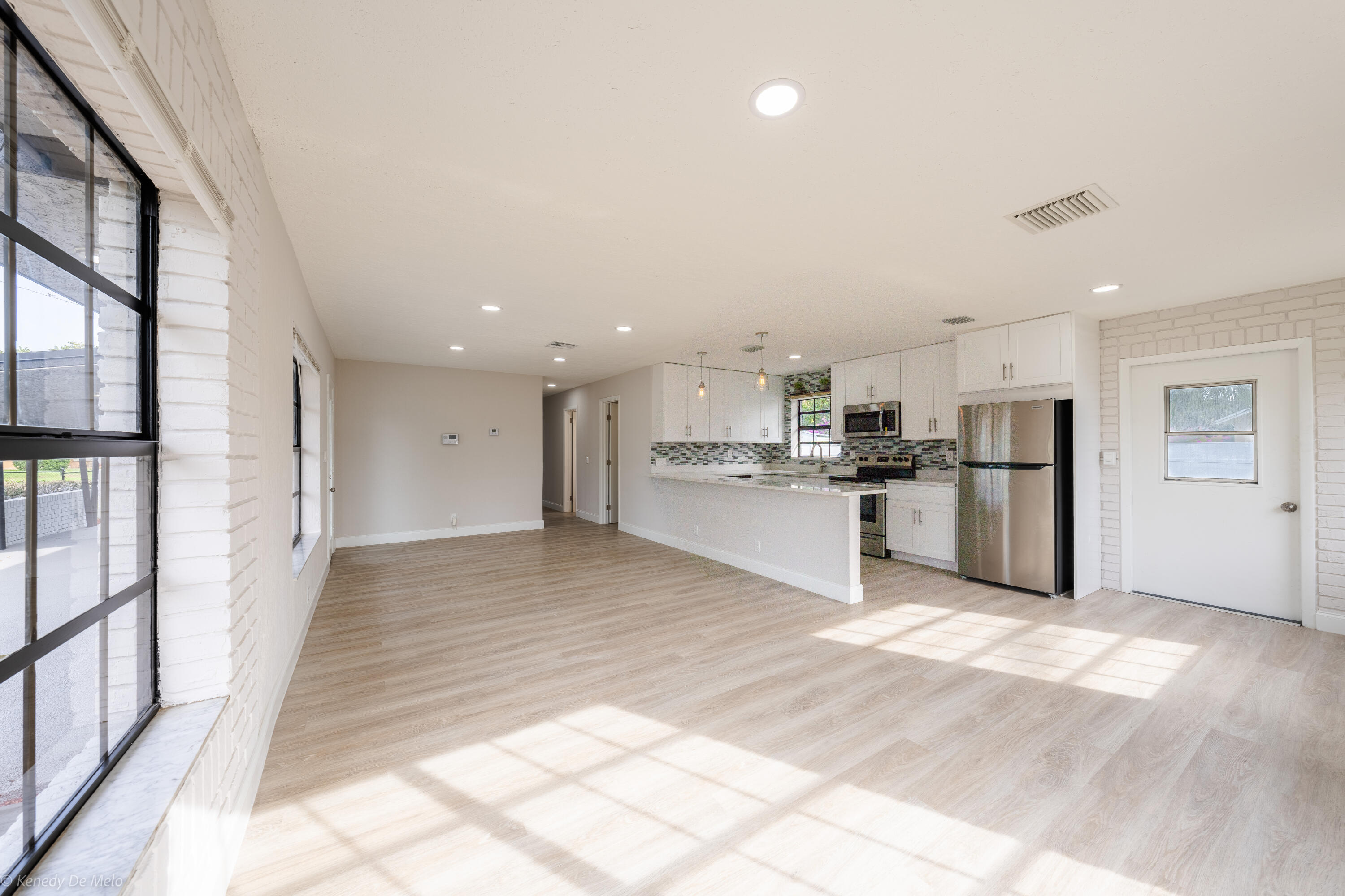 3490 NW 5th Place, Lauderhill