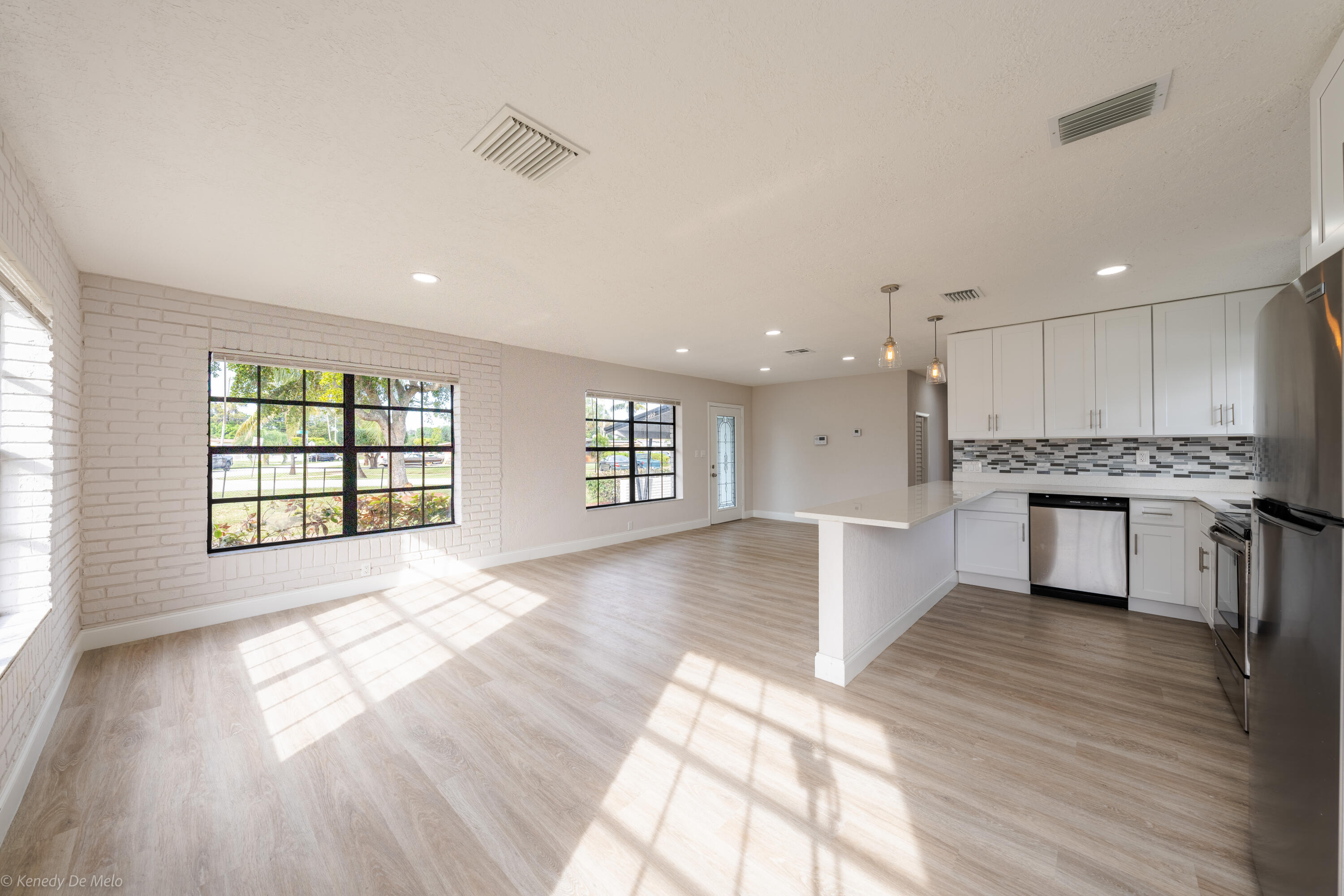 3490 NW 5th Place, Lauderhill