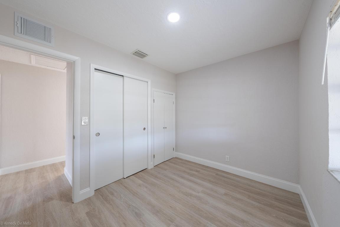 3490 NW 5th Place, Lauderhill