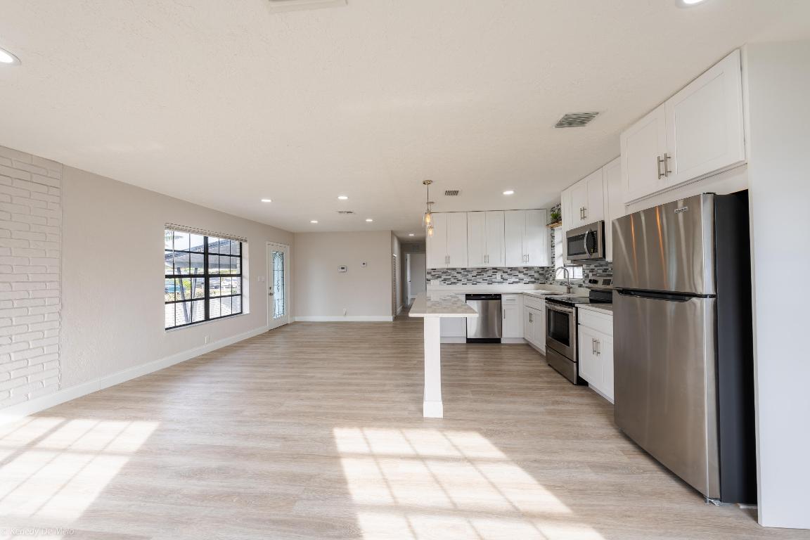 3490 NW 5th Place, Lauderhill