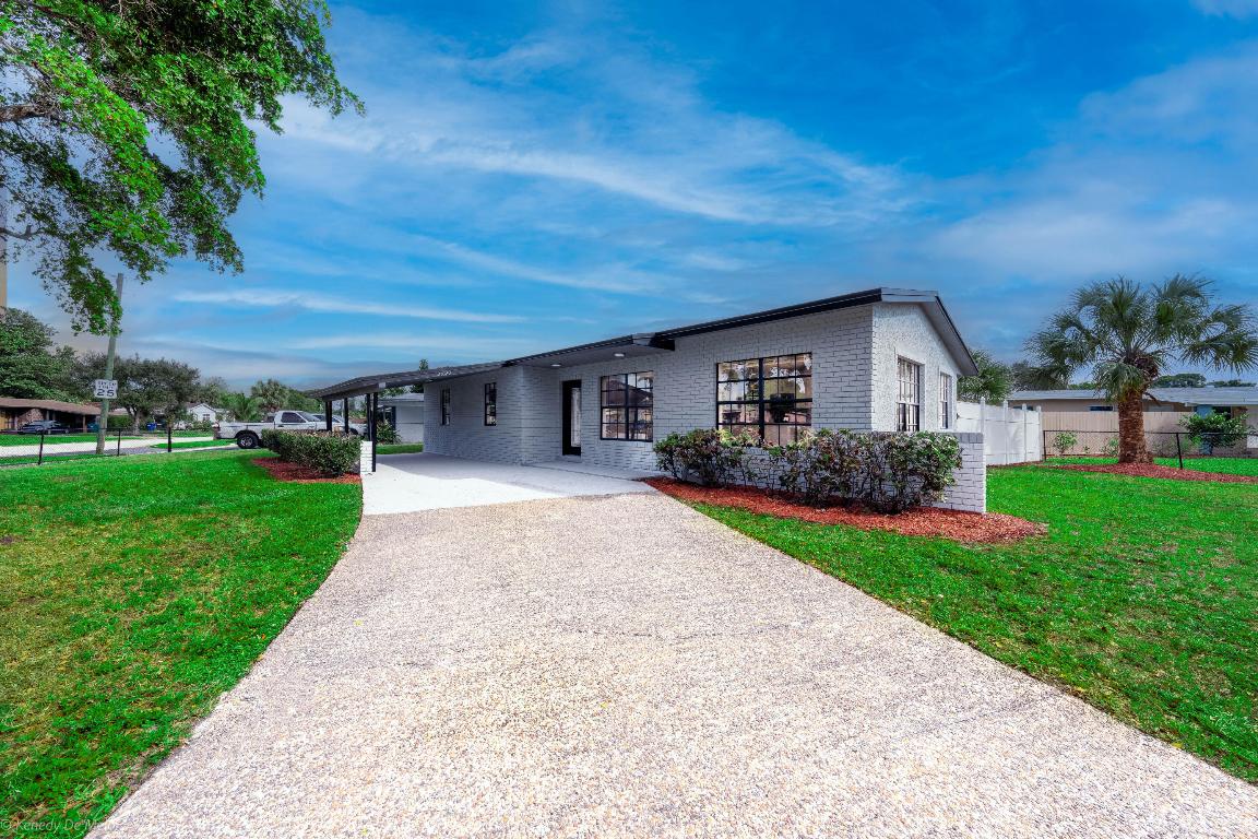 3490 NW 5th Place, Lauderhill