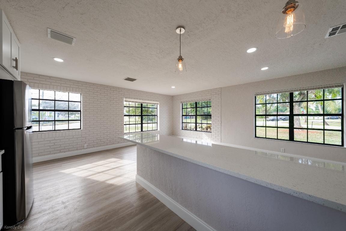 3490 NW 5th Place, Lauderhill