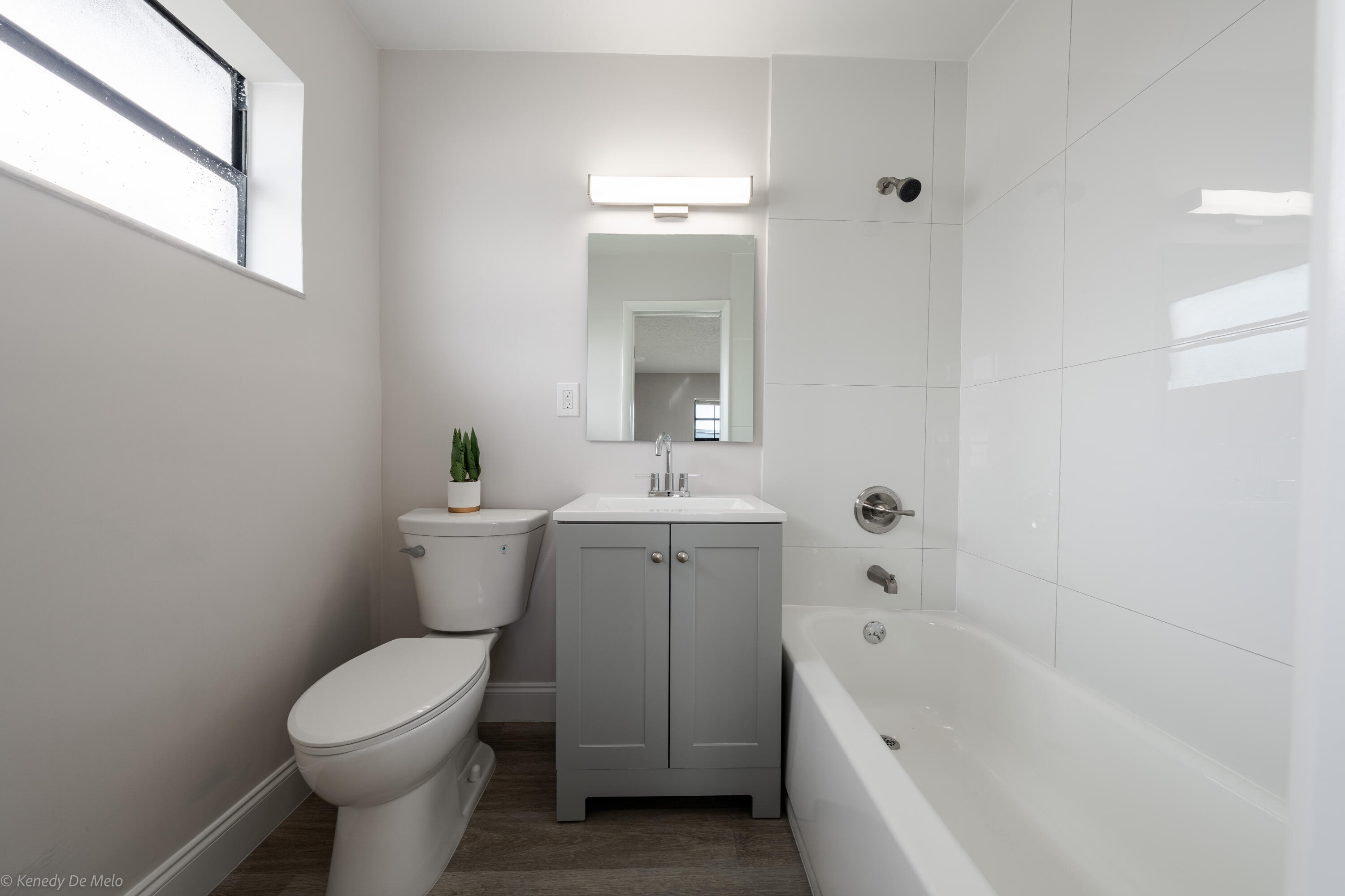 3490 NW 5th Place, Lauderhill