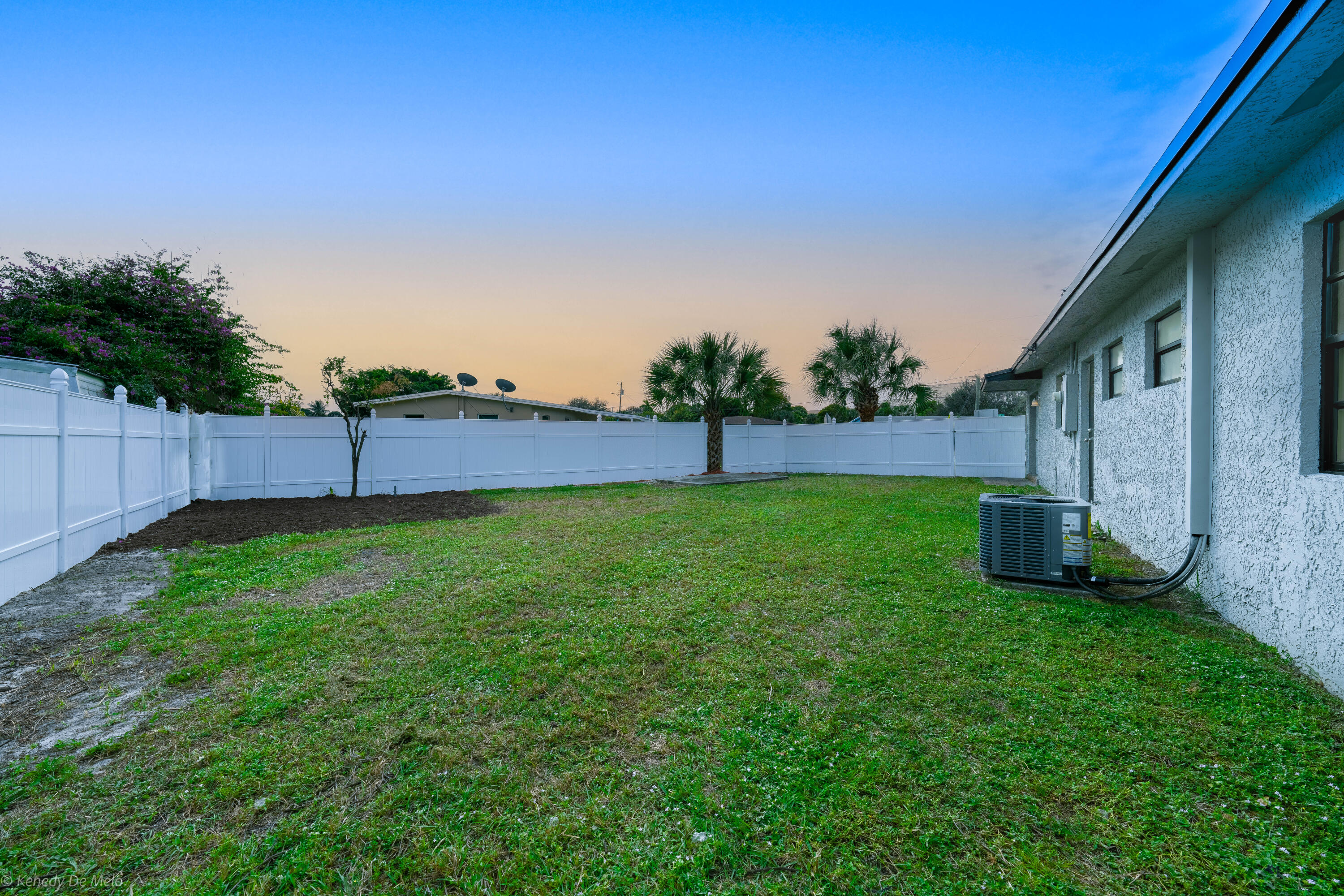 3490 NW 5th Place, Lauderhill