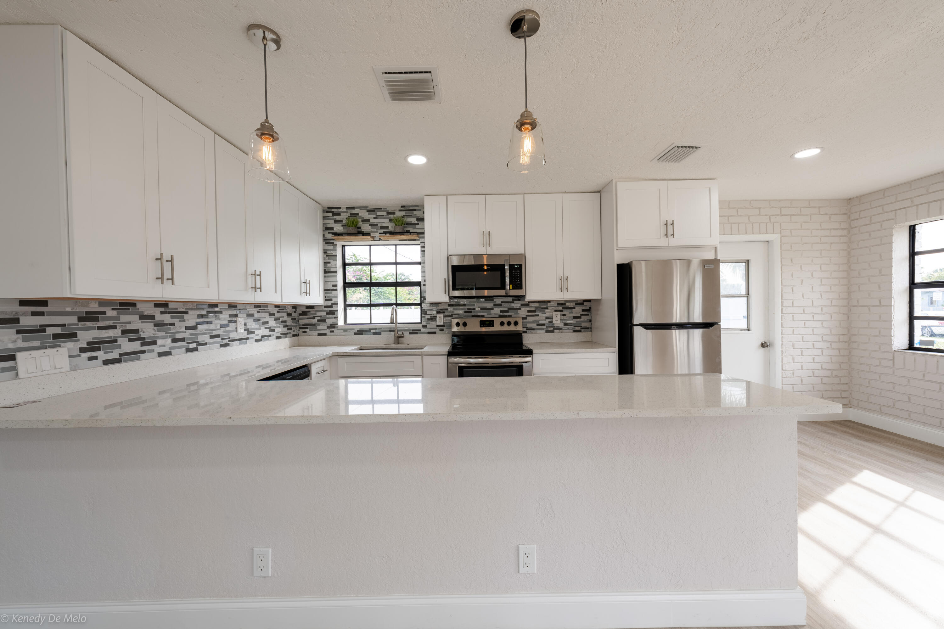 3490 NW 5th Place, Lauderhill