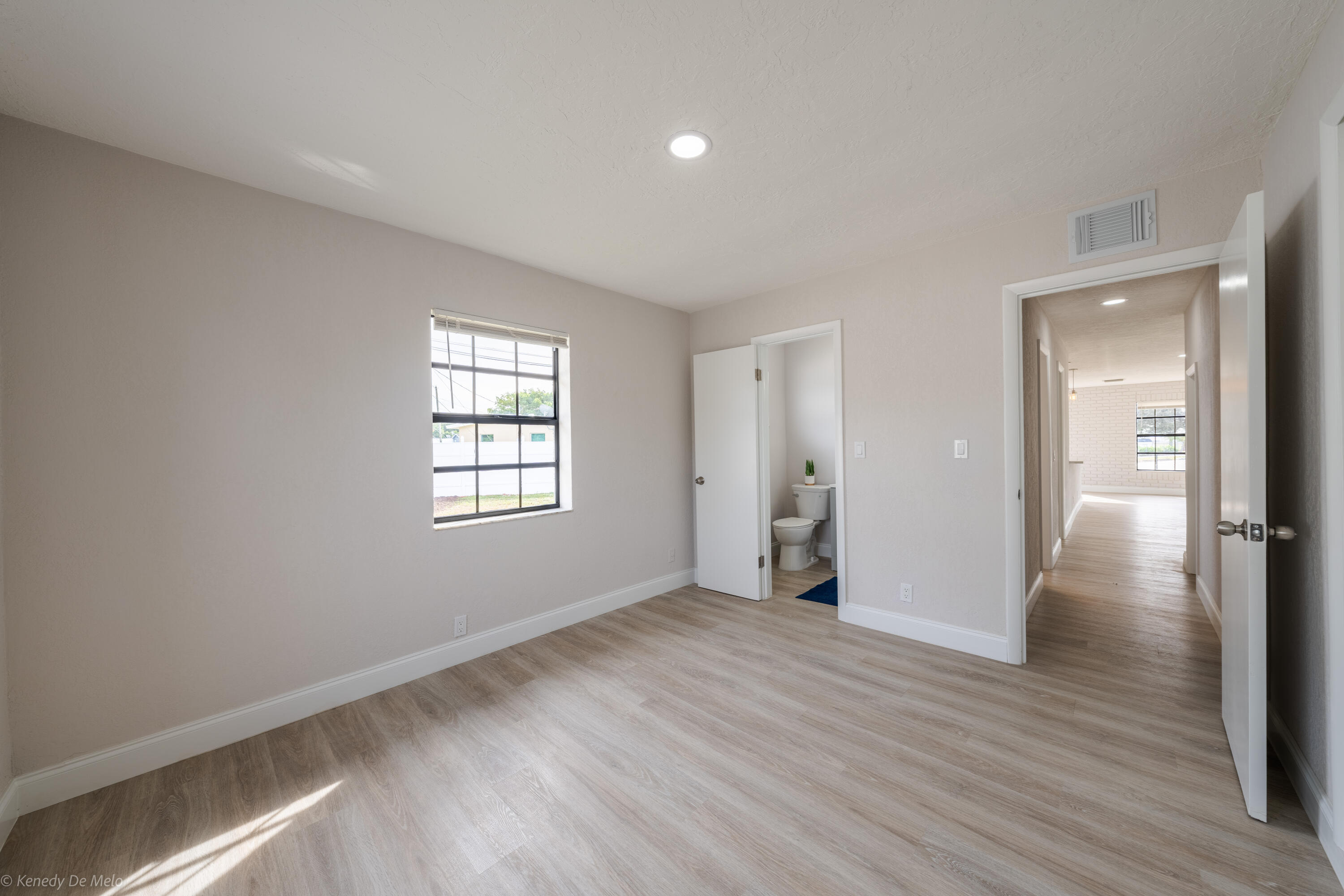 3490 NW 5th Place, Lauderhill