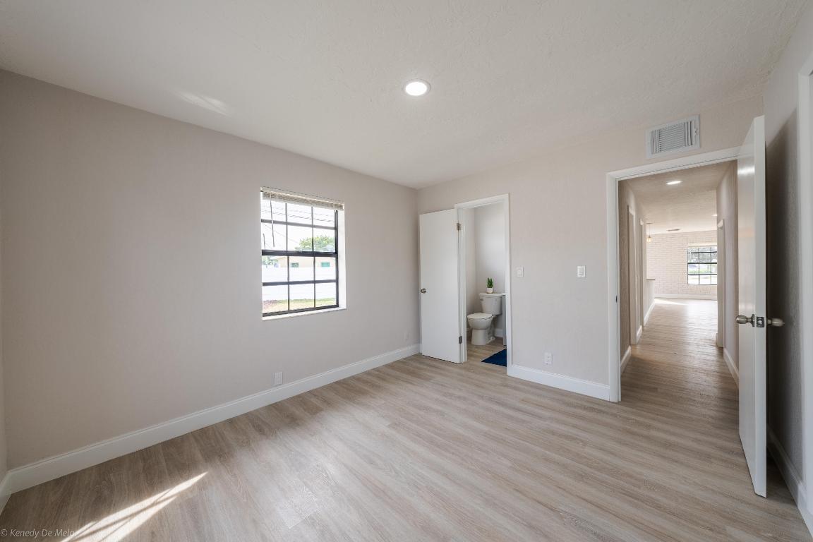 3490 NW 5th Place, Lauderhill