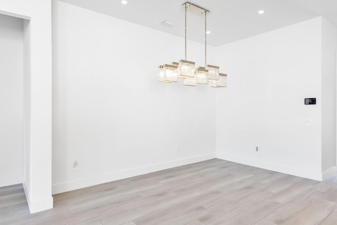 7251 Twin Falls Drive Unit: 7251