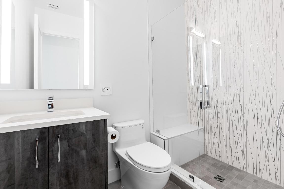 7251 Twin Falls Drive Unit: 7251