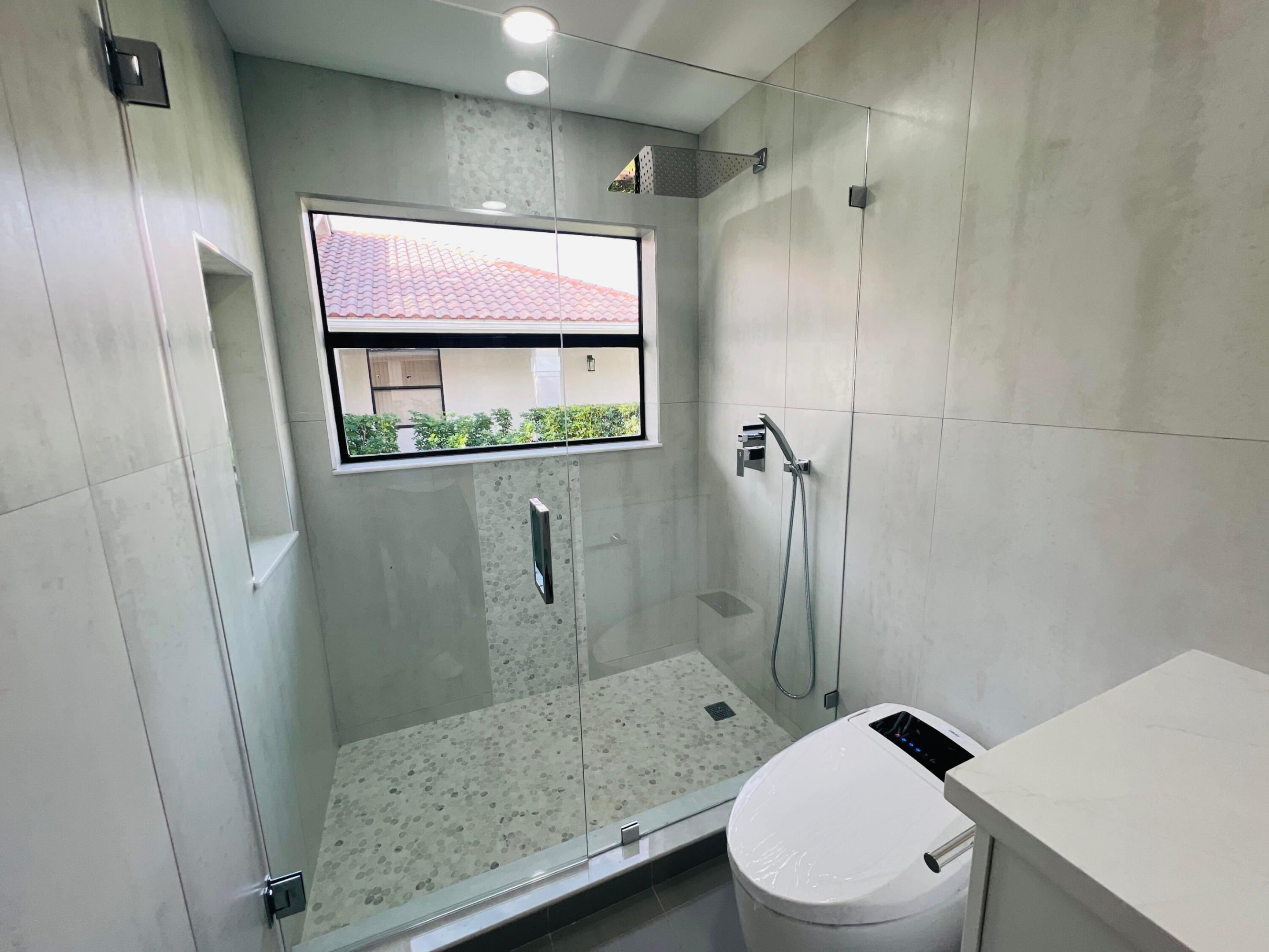 11110 Highland Circle