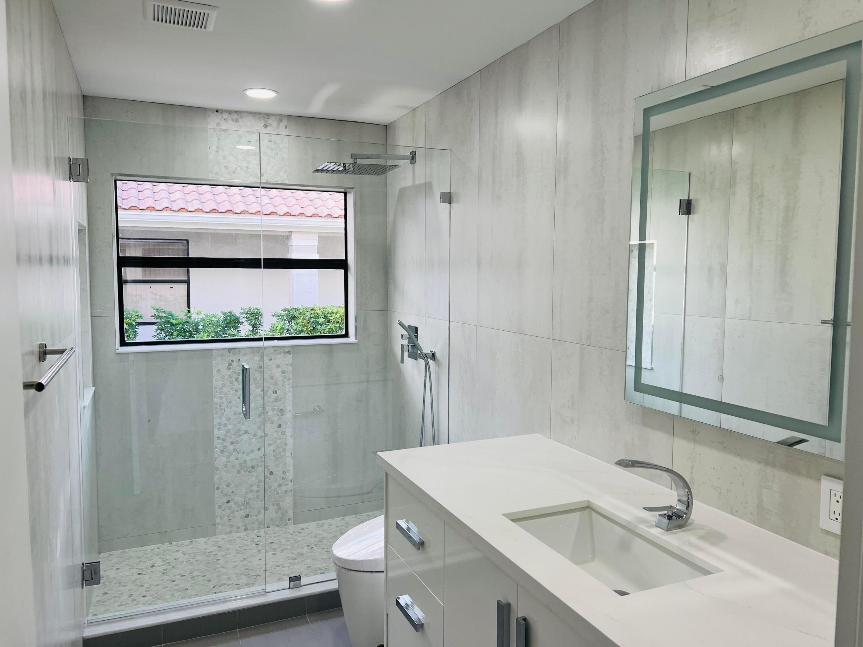 11110 Highland Circle