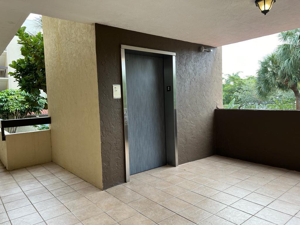 955 Egret Circle Unit: 202