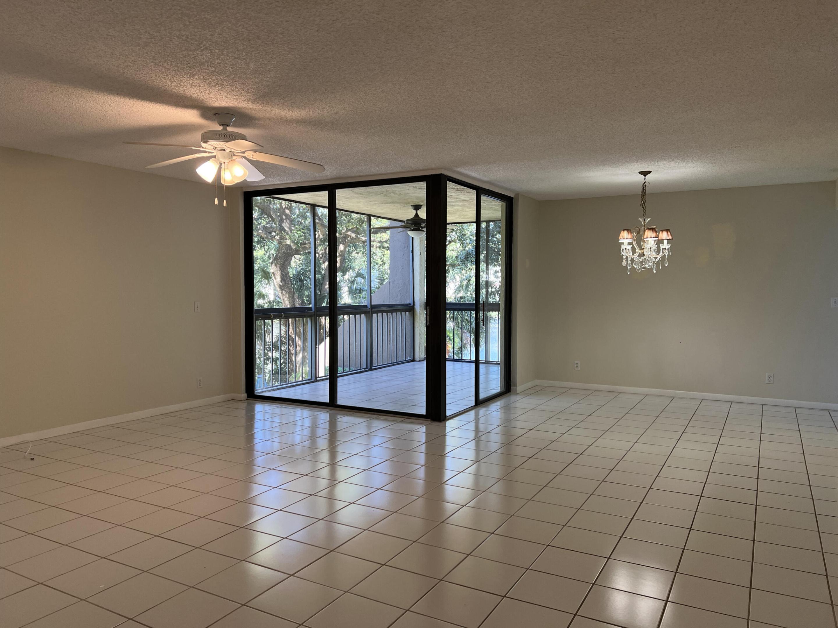 955 Egret Circle Unit: 202