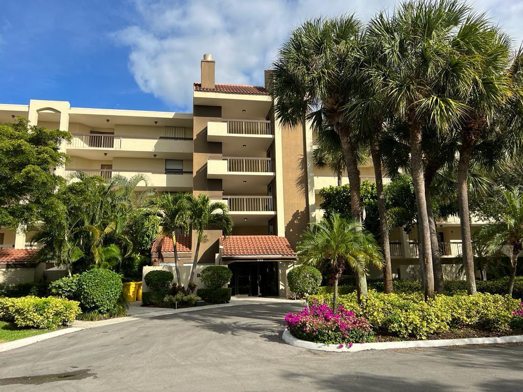 955 Egret Circle Unit: 202