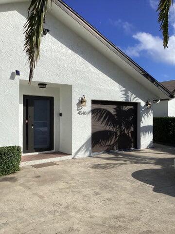 4540 N Dixie Highway